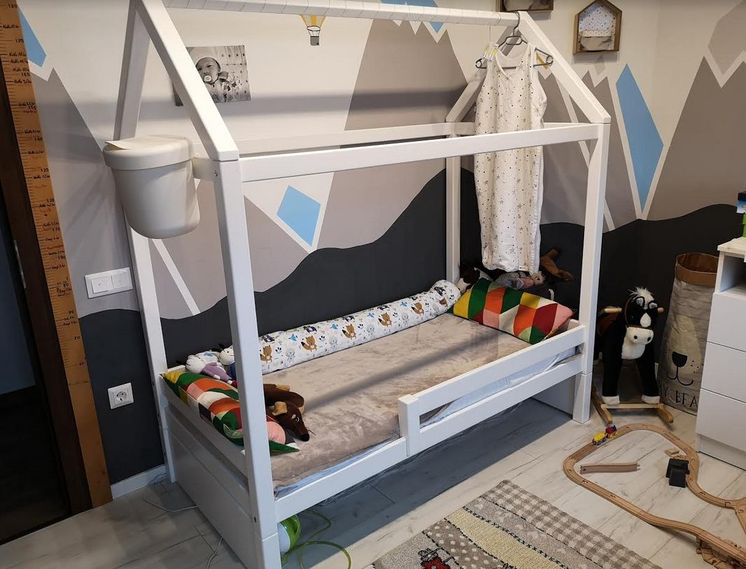 Házikós ágy, egyedi - Focus Bútor